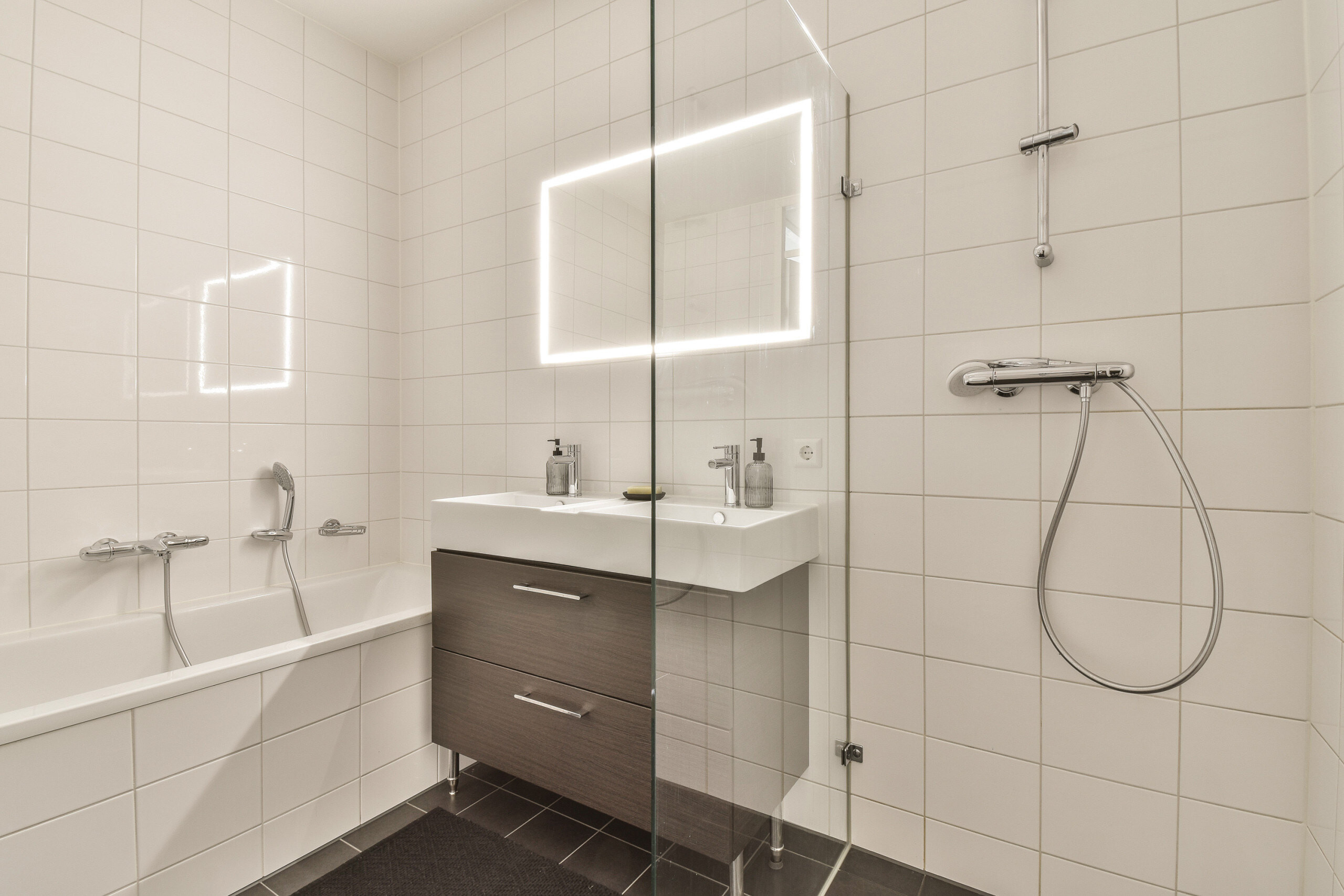 homes for rent on Ertskade 152